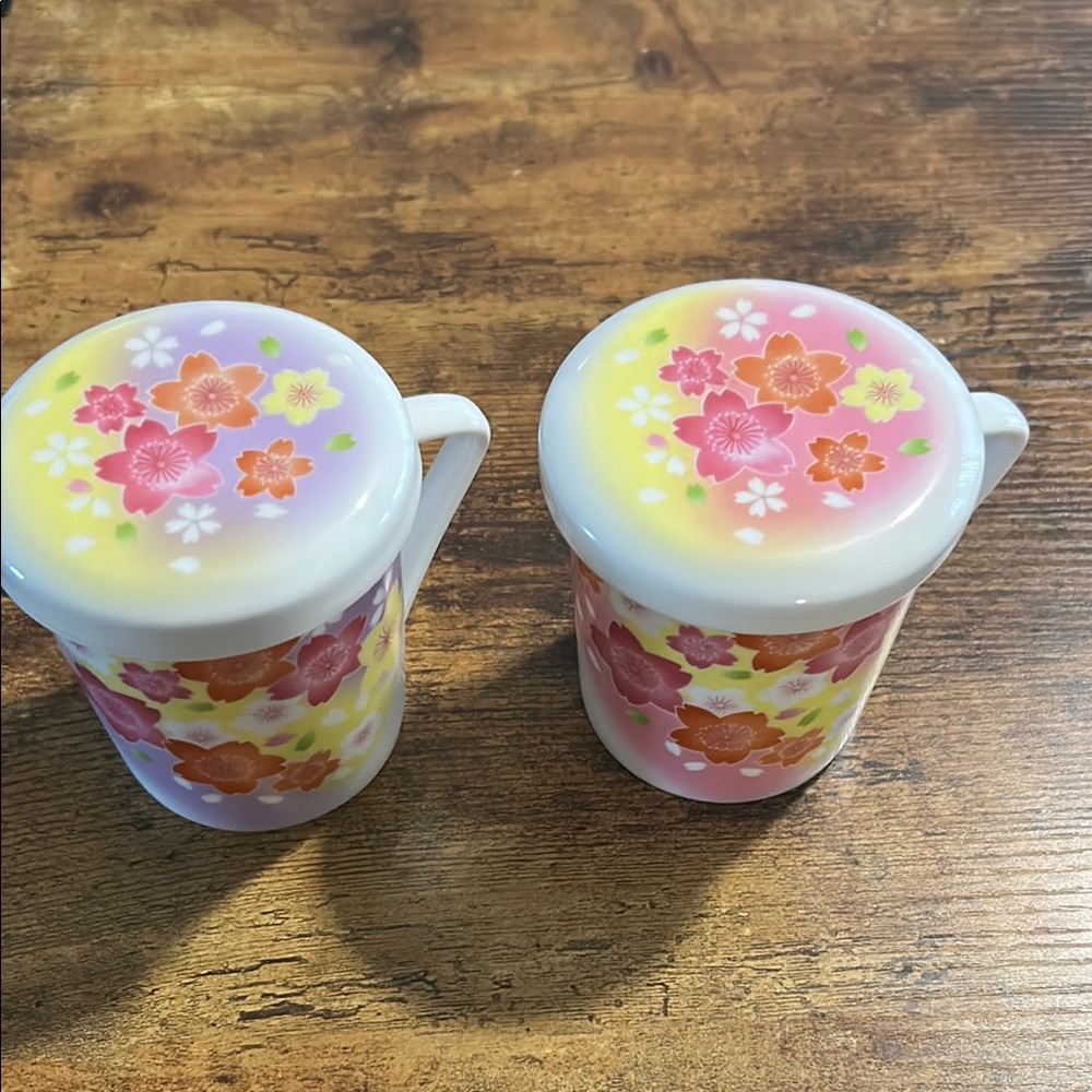 Floral Ceramic Mugs with Lids